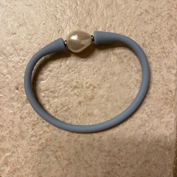 Rubber Bracelet with Pearl - Picture 1 of 1